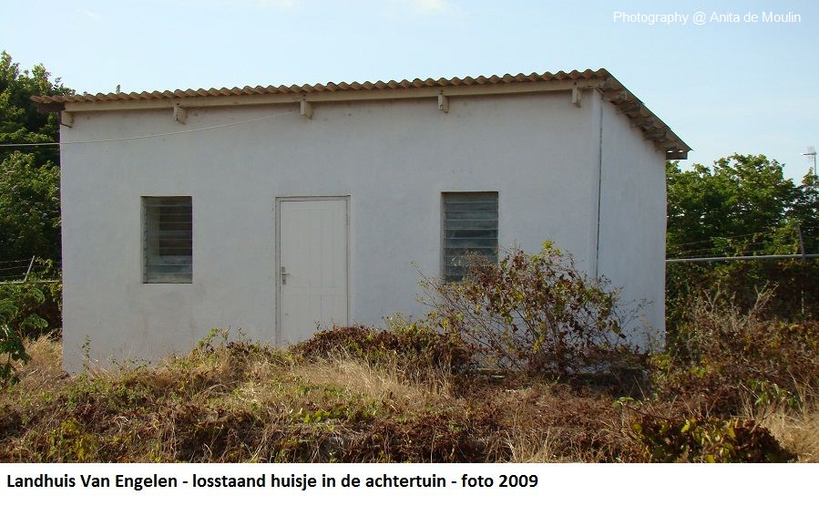 23. Van Engelen losstaand huisje in de achtertuin
